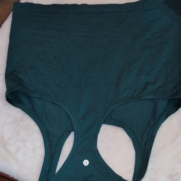 Lululemon Racerback Tank Top - Picture 4 of 5